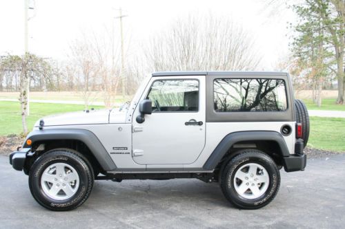 2013 jeep wrangler sport sport utility 2-door 3.6l