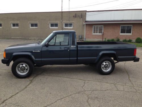 1988 jeep comanche low miles, immaculate cond., 4.0l, 4x4, truly fantastic