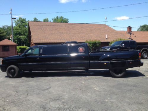 2004 chevy silverado k3500 dually limo