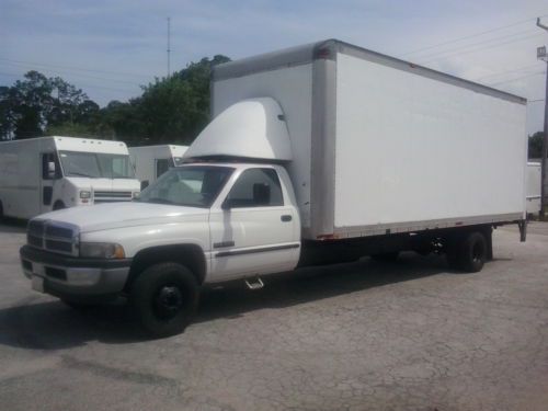 Dodge ram 3500 24v cummins 6speed 22ft box truck delivery truck custom nv5600