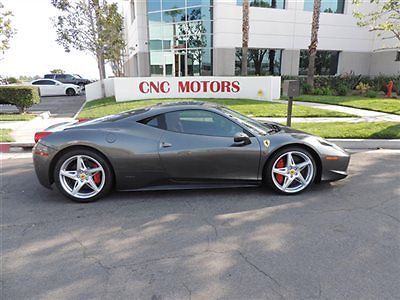 2011 ferrari 458 italia coupe 2,495 miles silverstone black/red 2 tone leather