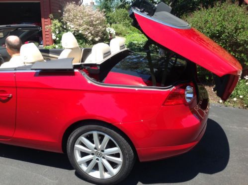 2011 Eos Komfort , Red Salsa Exterior, Cornsilk Beige Leatherette Interior, US $20,500.00, image 7