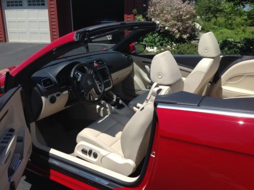 2011 Eos Komfort , Red Salsa Exterior, Cornsilk Beige Leatherette Interior, US $20,500.00, image 9