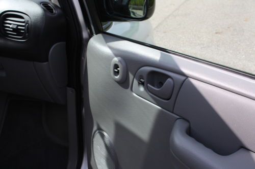 2006 Dodge Grand Caravan Side Entry Wheelchair Accessible Handicap Van, image 22