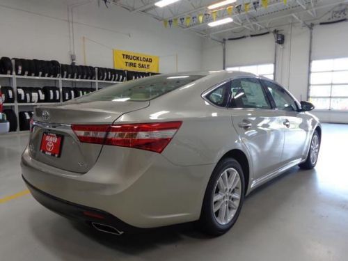 2014 toyota avalon xle
