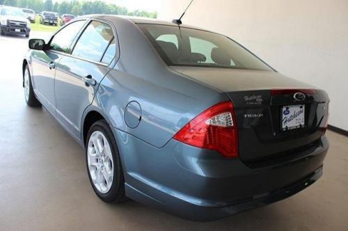 2011 ford fusion se