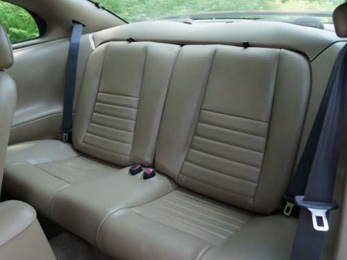 2004 ford mustang gt