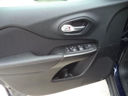 2014 jeep cherokee sport