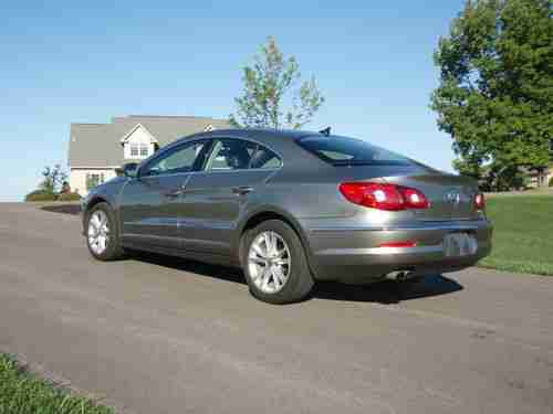 2011 Volkswagen CC Sport Sedan 4-Door 2.0L 6 Speed like NEW! Factory Warranty, US $19,500.00, image 4