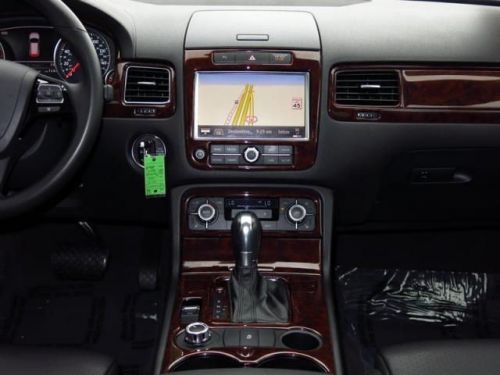 2012 Volkswagen Touareg VR6, US $32,988.00, image 2