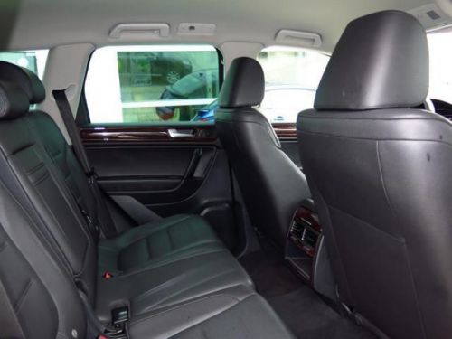 2012 Volkswagen Touareg VR6, US $32,988.00, image 4