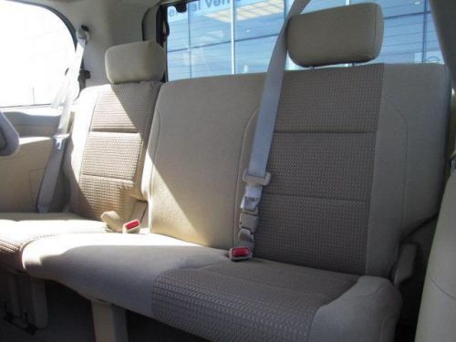 2014 nissan armada sv