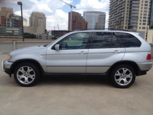 Beautiful bmw x5 4.4l engine clean inside and out ice cold a/c clean title