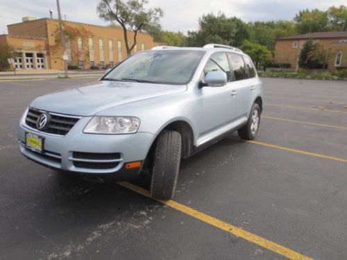 Volkswagen touareg  3.6l, v6 luxury pkg nav  htd seats low miles low reserve