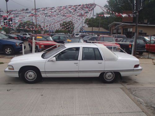 1995 buick roadmaster limited 59,000leather, excellent shape** no reserve**