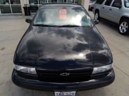 Garage kept One owner Collectors CAR High Performance Low miles, image 3