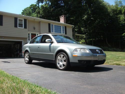 2005 volkswagen passat glx sedan 4-door 2.8l      $5,700.00