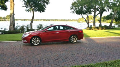 2011 hyundai sonata limited 2.0t fully loaded - 26k miles