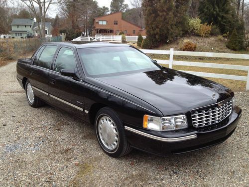 1999 cadillac deville black/black beauty! garg'd! show quality!