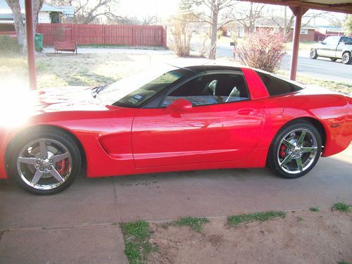 1997 chevrolet corvette base hatchback 2-door 5.7l