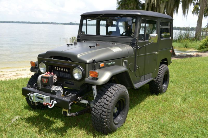 1974 toyota land cruiser fj40