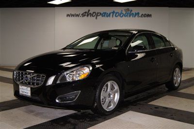 S60 t5 w/moonroof demo w/ low miles msrp $34,365