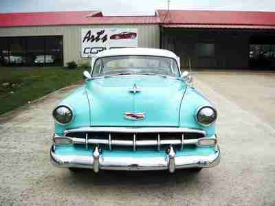 1954 Chevy Bel-Air 2 Door Coupe!! Blue/White!! 235/3-Speed!! Laser Straight Body, image 5