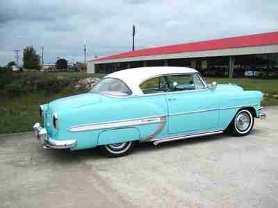 1954 Chevy Bel-Air 2 Door Coupe!! Blue/White!! 235/3-Speed!! Laser Straight Body, image 11
