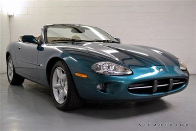 Xk8 convertible / 81429 miles / heated seats / wood steering wheel