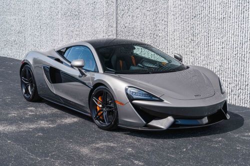 2017 mclaren 570 w/ extended interior carbon, front lift + lux pack