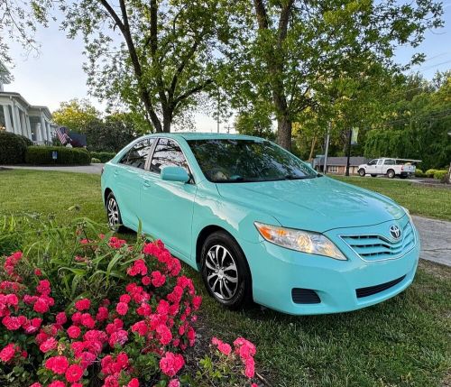 2010 toyota camry