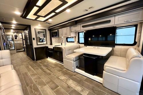 2023 thor tuscany 45bx