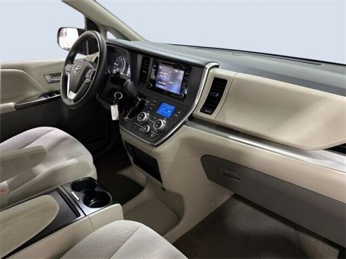 2018 Toyota Sienna L, US $22,881.00, image 5