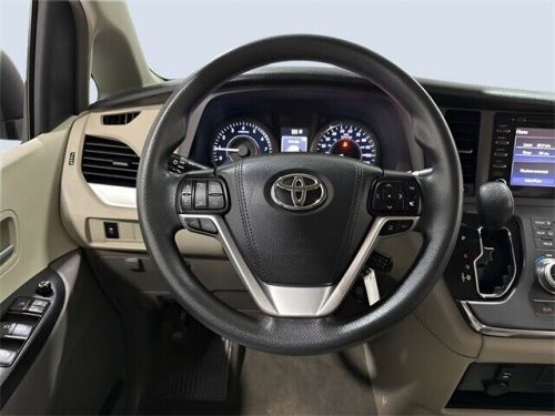 2018 Toyota Sienna L, US $22,881.00, image 8
