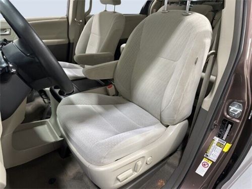 2018 Toyota Sienna L, US $22,881.00, image 9