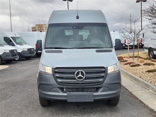2024 mercedes-benz sprinter passenger 144 wb
