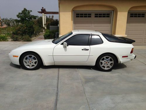 Porsche 944 turbo s - white - 1988 very rare