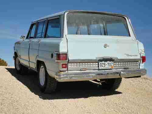 1972 Jeep Wagoneer  5.9L 4wd, image 3