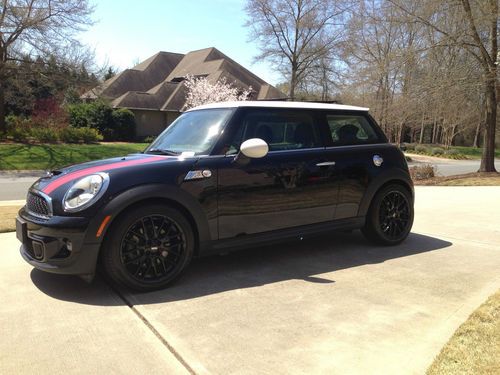 2011 mini cooper s hatchback 2-door 1.6l salvage rebuilt