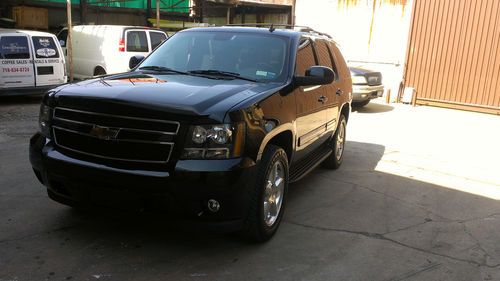 2010 chevrolet tahoe lt sport utility 4-door 5.3l