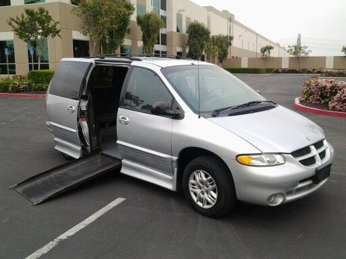 00 dodge grand caravan handicap van wheelchair conversion by  braun no reserve