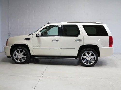 2012 cadillac escalade luxury