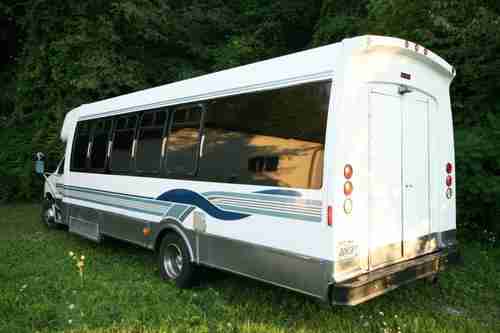 Ford E450 Turtle Top Limo Shuttle Party Limousine Coach Bus Great Mechanics Nice, image 2