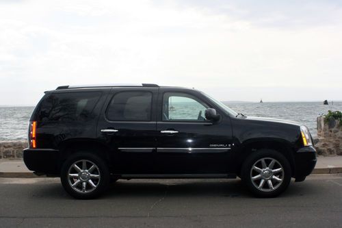 2008 gmc yukon denali sport utility 4-door 6.2l