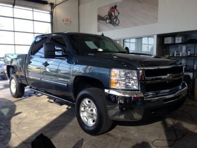 Duramax 6.6l v8 turbocharged, 1 owner, cruise