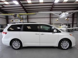 White warranty financing 1owner leather nav sunroof tv dvd low miles loaded nice