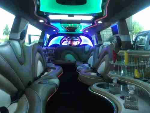 2006 White 20 passenger Range Rover Limousine for sale #2419, image 2