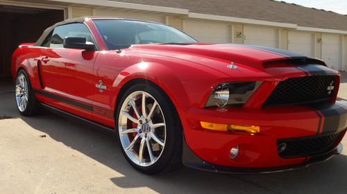 2007 ford mustang shelby gt500 convertible 2-door 5.4l