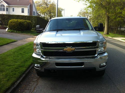 2011 Chevrolet Silverado 2500 HD LT Crew Cab Pickup 4-Door 6.0. LITER 4WD, image 2