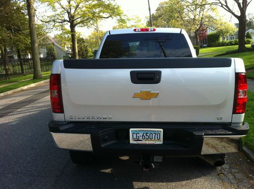 2011 Chevrolet Silverado 2500 HD LT Crew Cab Pickup 4-Door 6.0. LITER 4WD, image 4